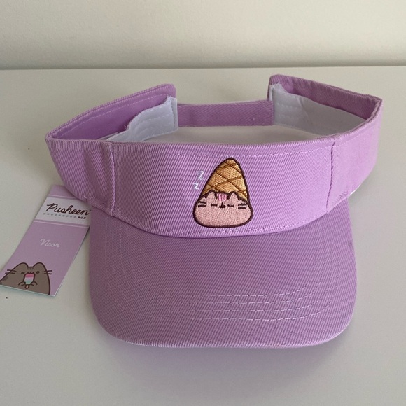 PUSHEEN Visor Embroidered in Lilac NWT OS Pusheen Box Exclusive - Picture 1 of 8